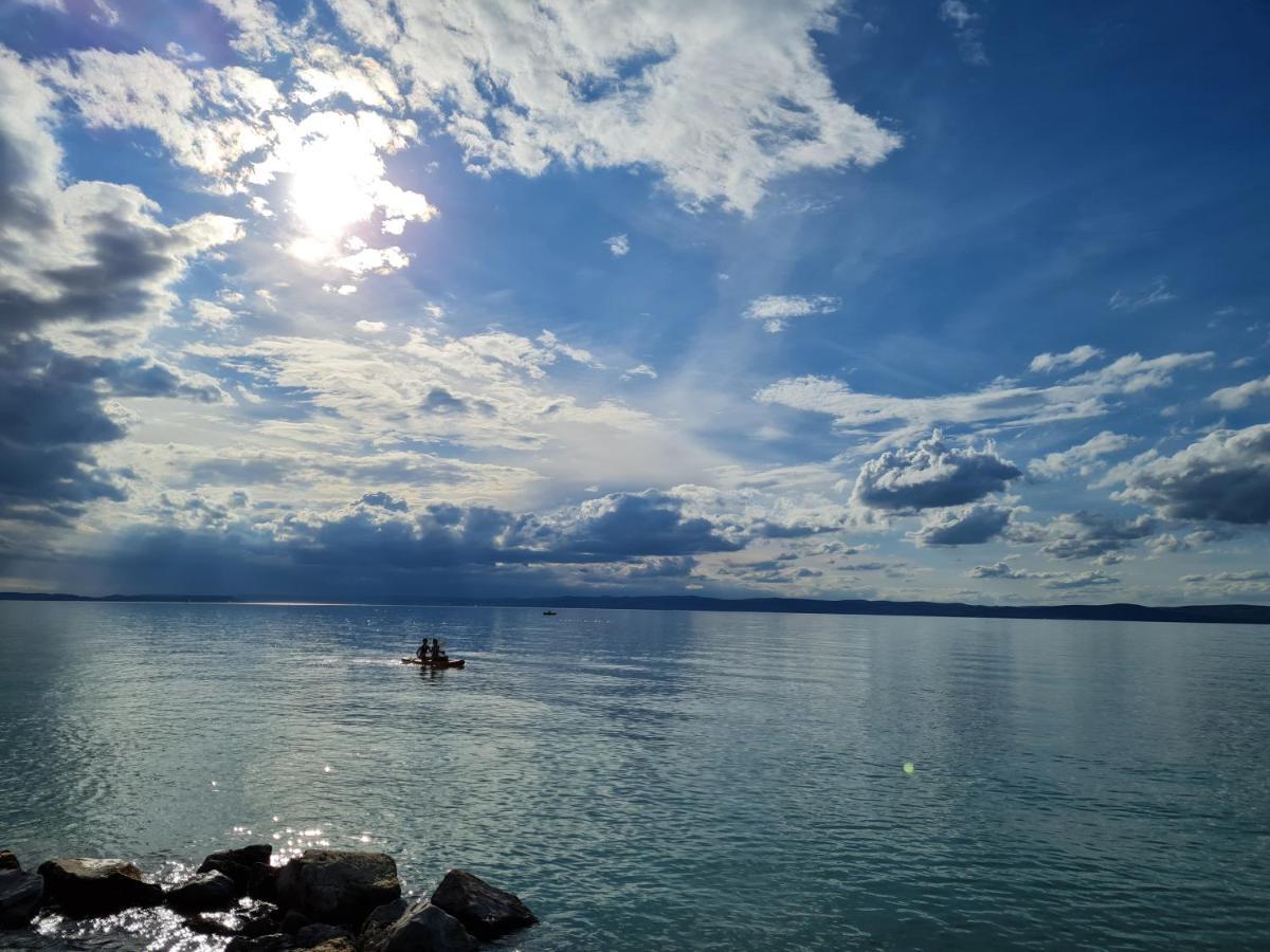 Eda Beach Apartman Siófok Esterno foto