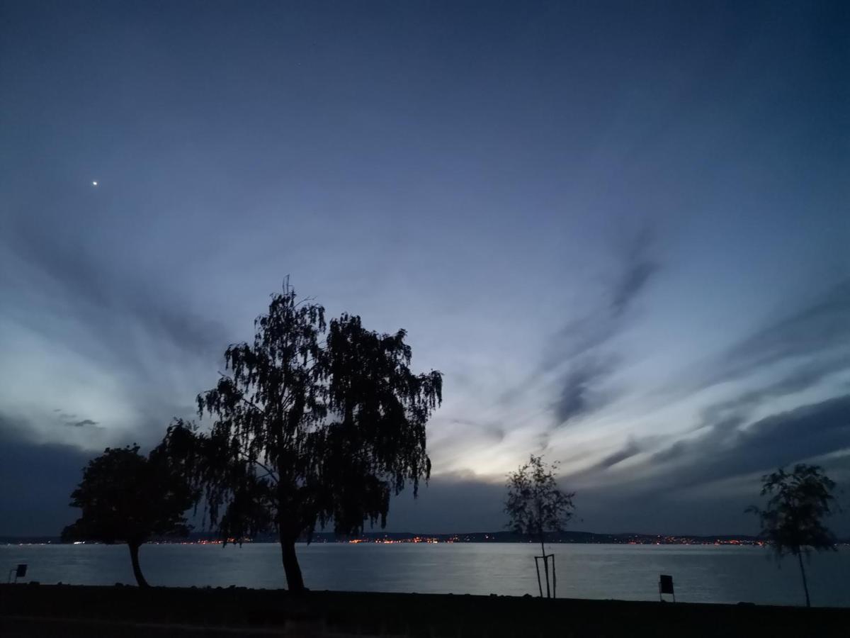 Eda Beach Apartman Siófok Esterno foto