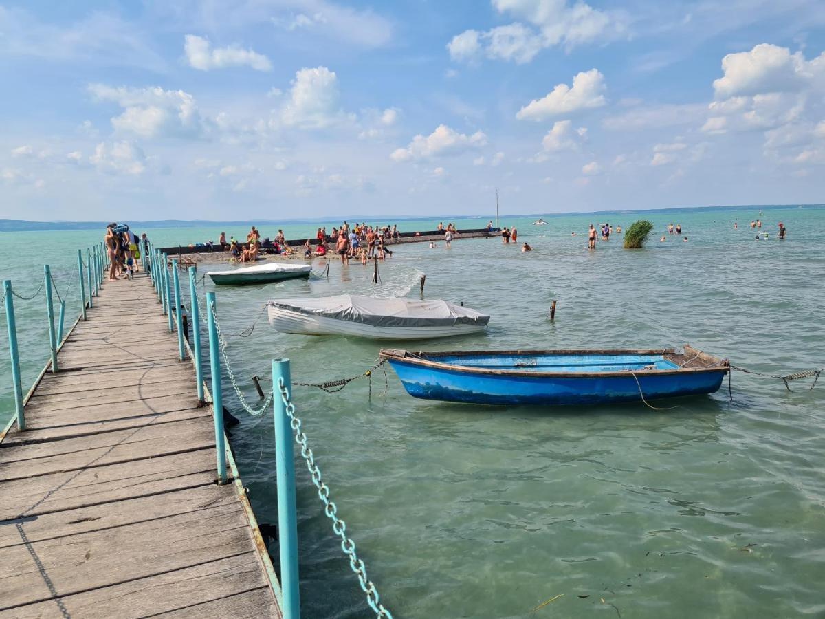 Eda Beach Apartman Siófok Esterno foto