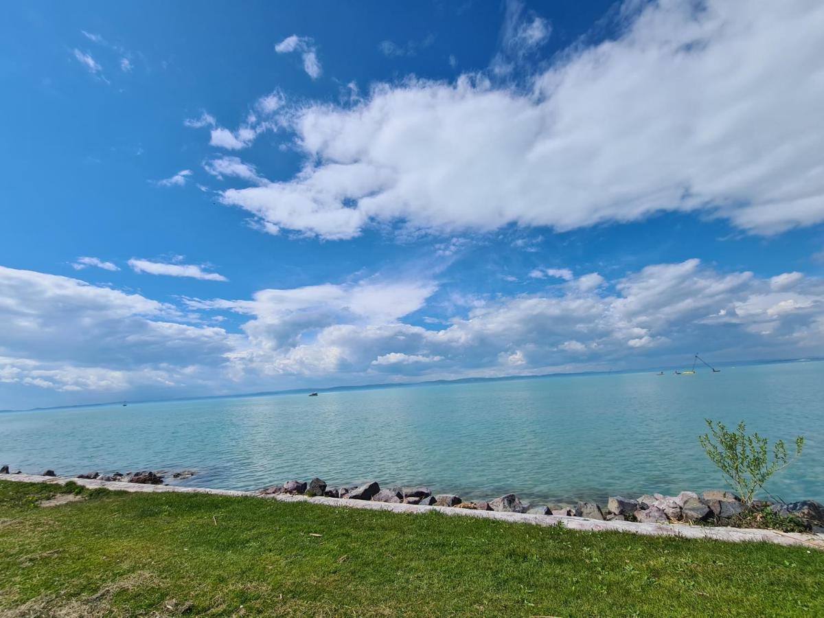 Eda Beach Apartman Siófok Esterno foto